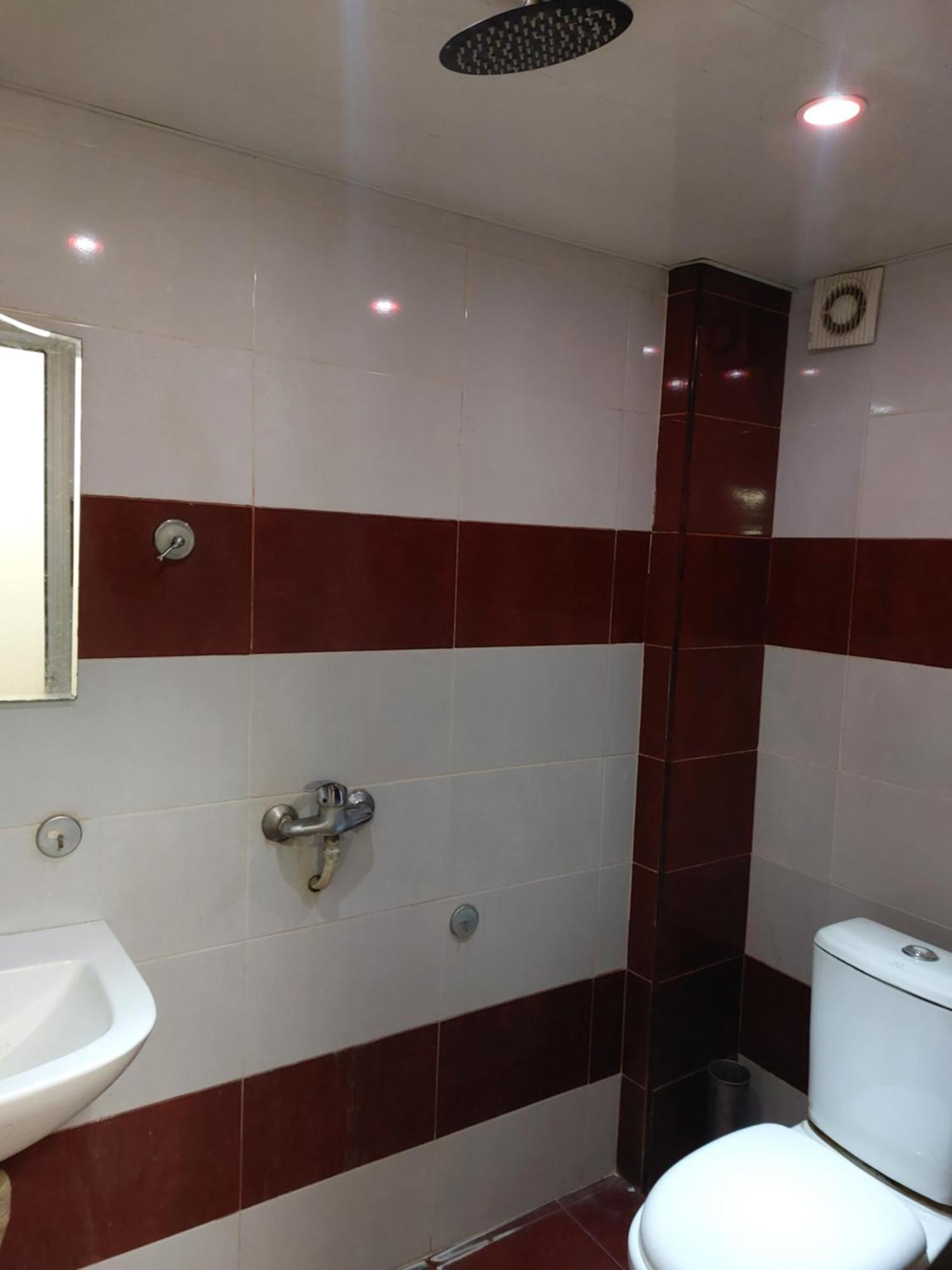 Rp Hotel- Hostel Ереван Экстерьер фото